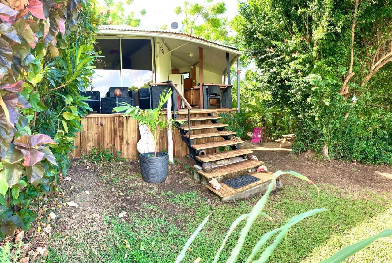 Lodge Colibris: Panoramic Sea and Mountain Views near Caribbean Beach Le Carbet Exterior photo