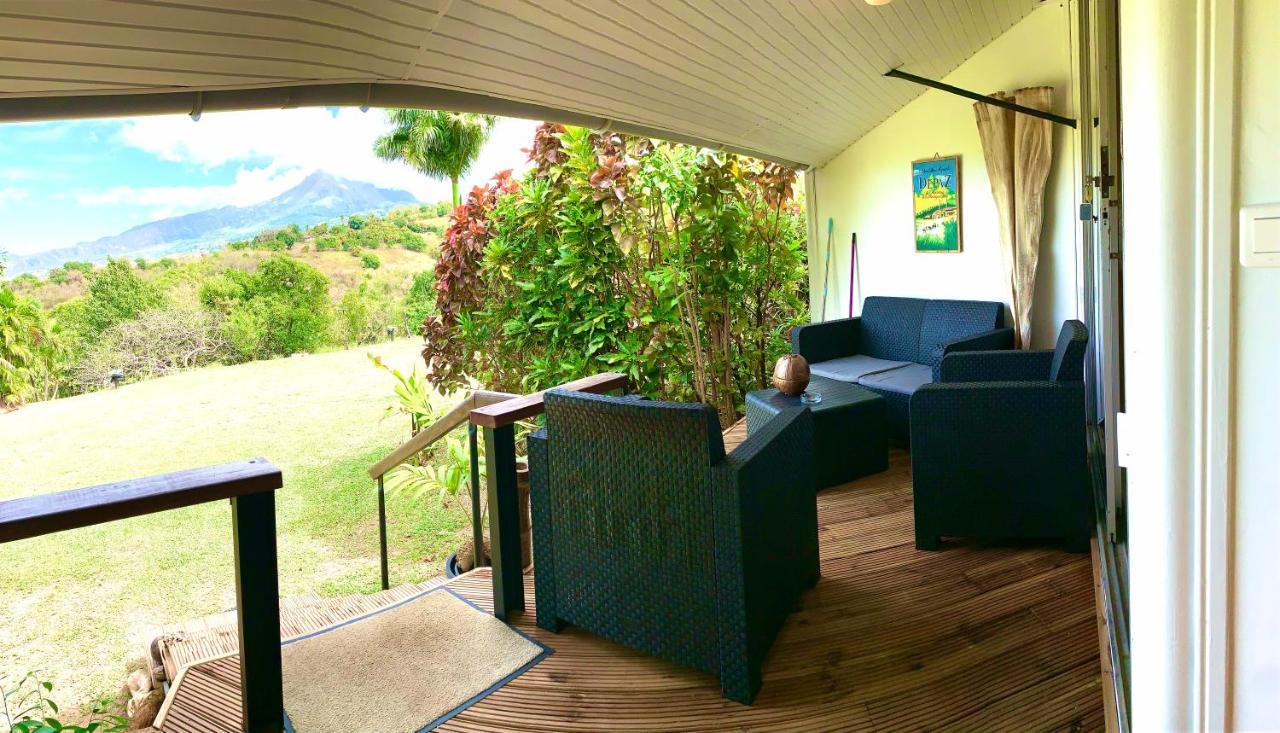 Lodge Colibris: Panoramic Sea and Mountain Views near Caribbean Beach Le Carbet Exterior photo