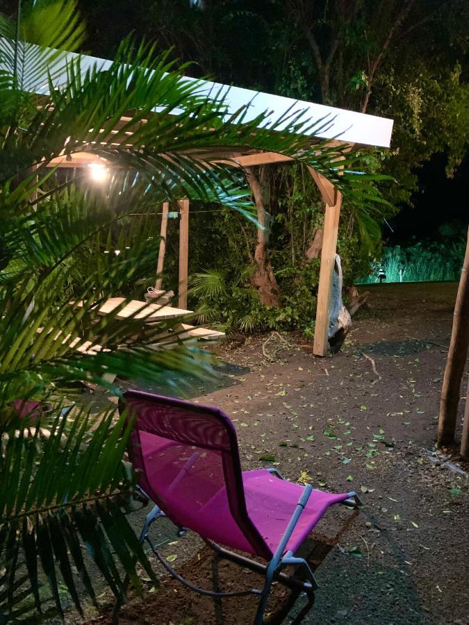 Lodge Colibris: Panoramic Sea and Mountain Views near Caribbean Beach Le Carbet Exterior photo